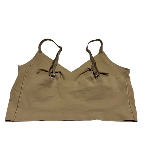 Nordstrom True & Co True Body Boost V-Neck Smoothing Wire-free Bra - Picture 2 of 3